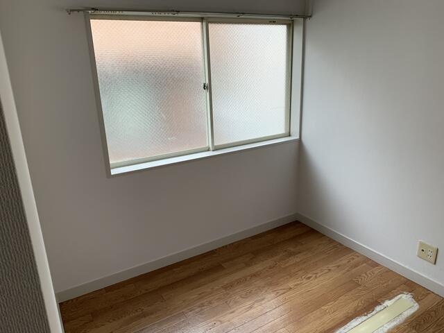 room 200942