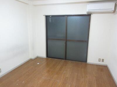 room 200976