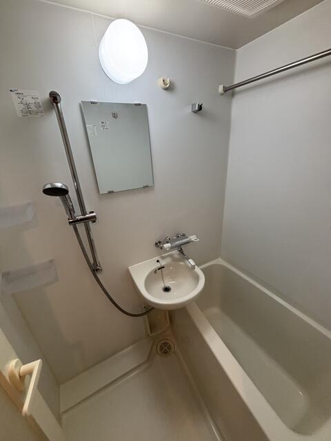 room 203627