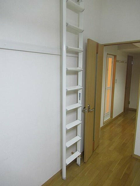 room 204032