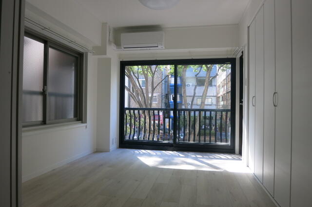 room 204074